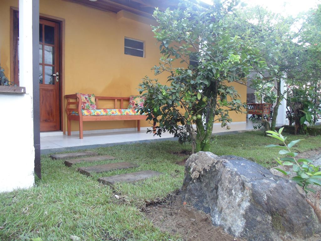 Livina Hostel باراتي المظهر الخارجي الصورة